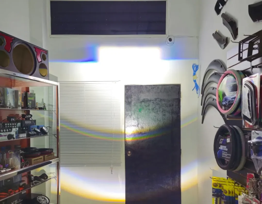 Bombillos Led Proyector Doble Lupa H4 30.000 Lm Autogroup · imagen 3